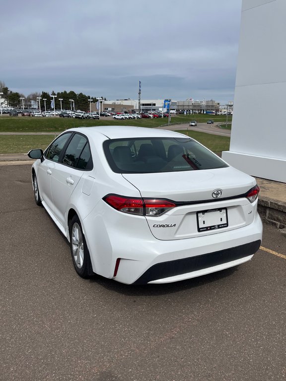 2022 Toyota Corolla LE in Moncton, New Brunswick - 9 - w1024h768px