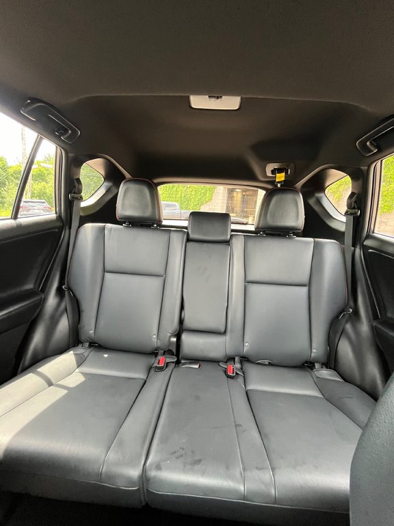 Toyota RAV4 SE 2017 à Moncton, Nouveau-Brunswick - 25 - w1024h768px