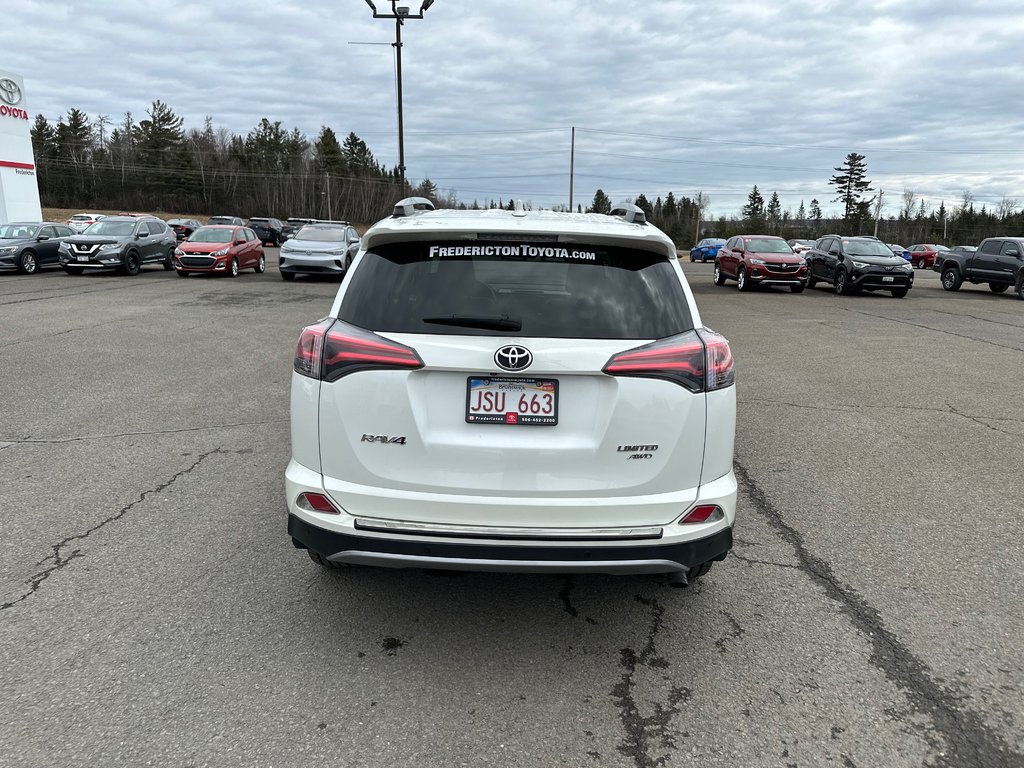 Toyota RAV4 Limited 2018 à Fredericton, Nouveau-Brunswick - 20 - w1024h768px