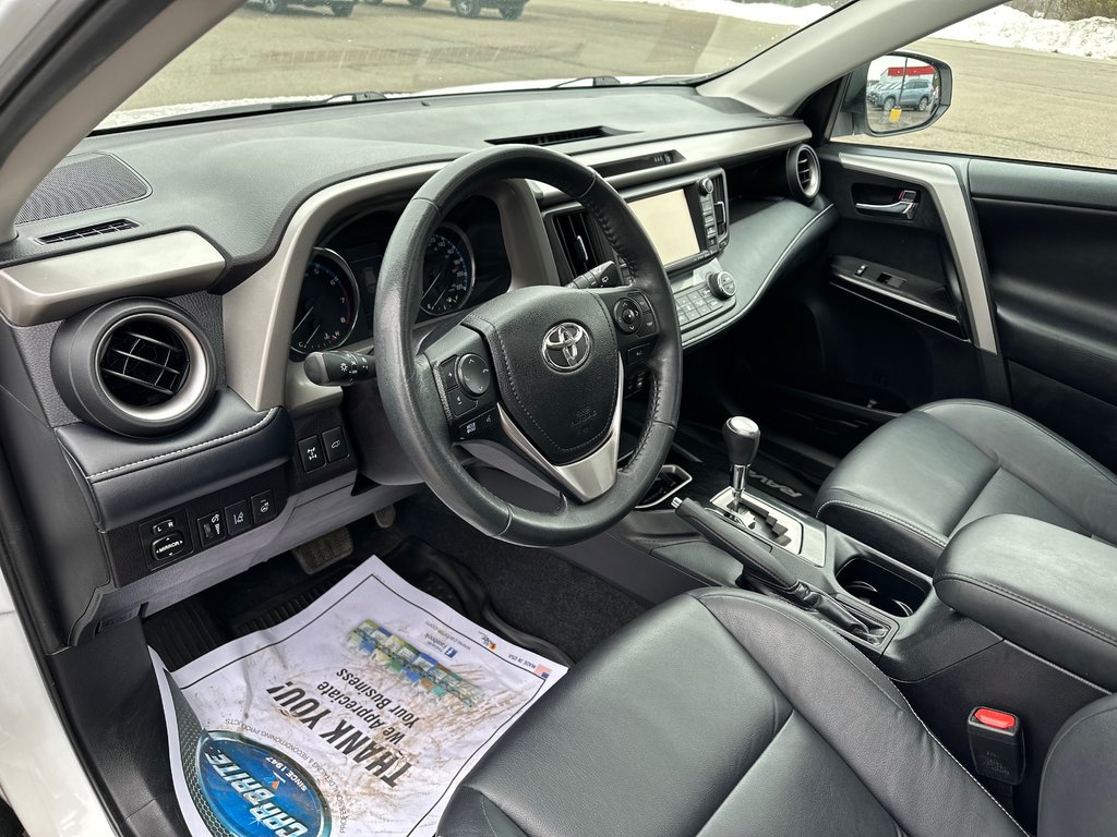 Toyota RAV4 Limited 2018 à Fredericton, Nouveau-Brunswick - 23 - w1024h768px