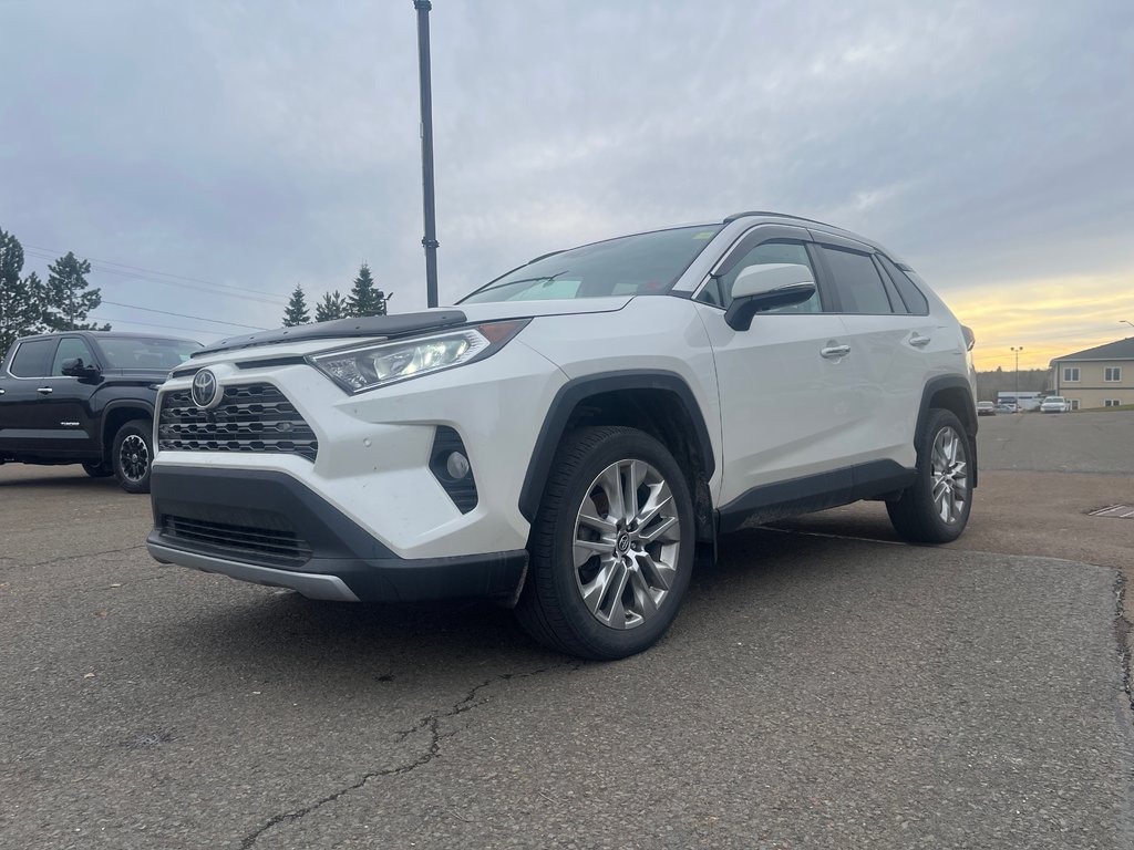 2019 Toyota RAV4 Limited in Fredericton, New Brunswick - 12 - w1024h768px