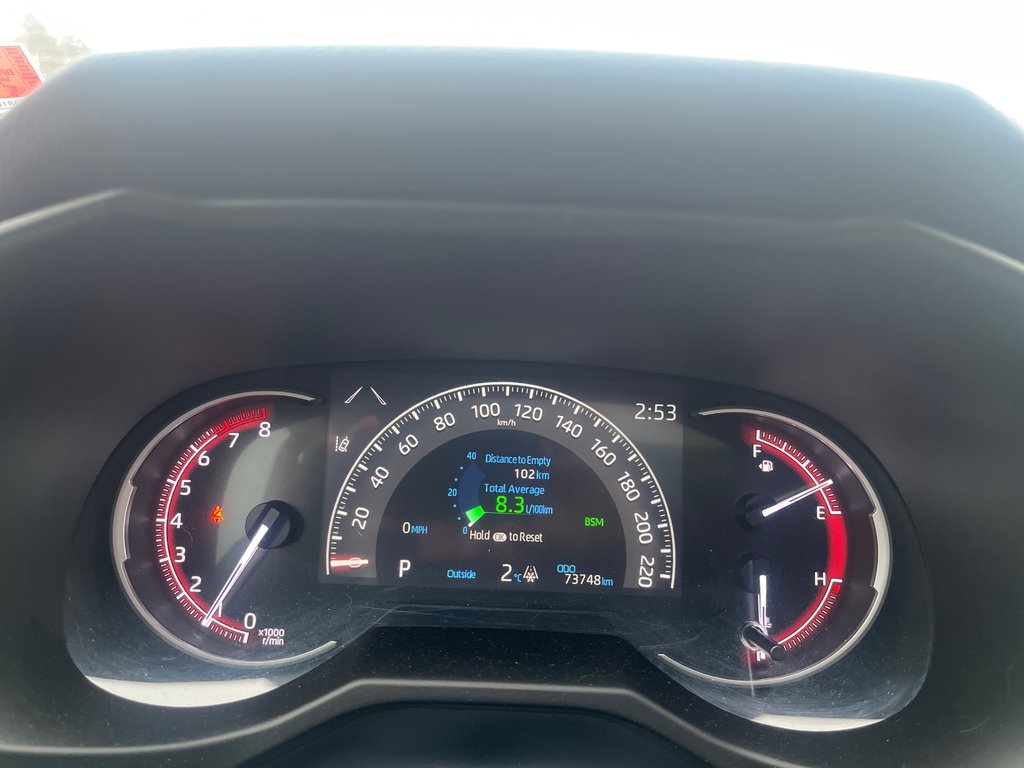 Toyota RAV4 Limited 2019 à Fredericton, Nouveau-Brunswick - 10 - w1024h768px