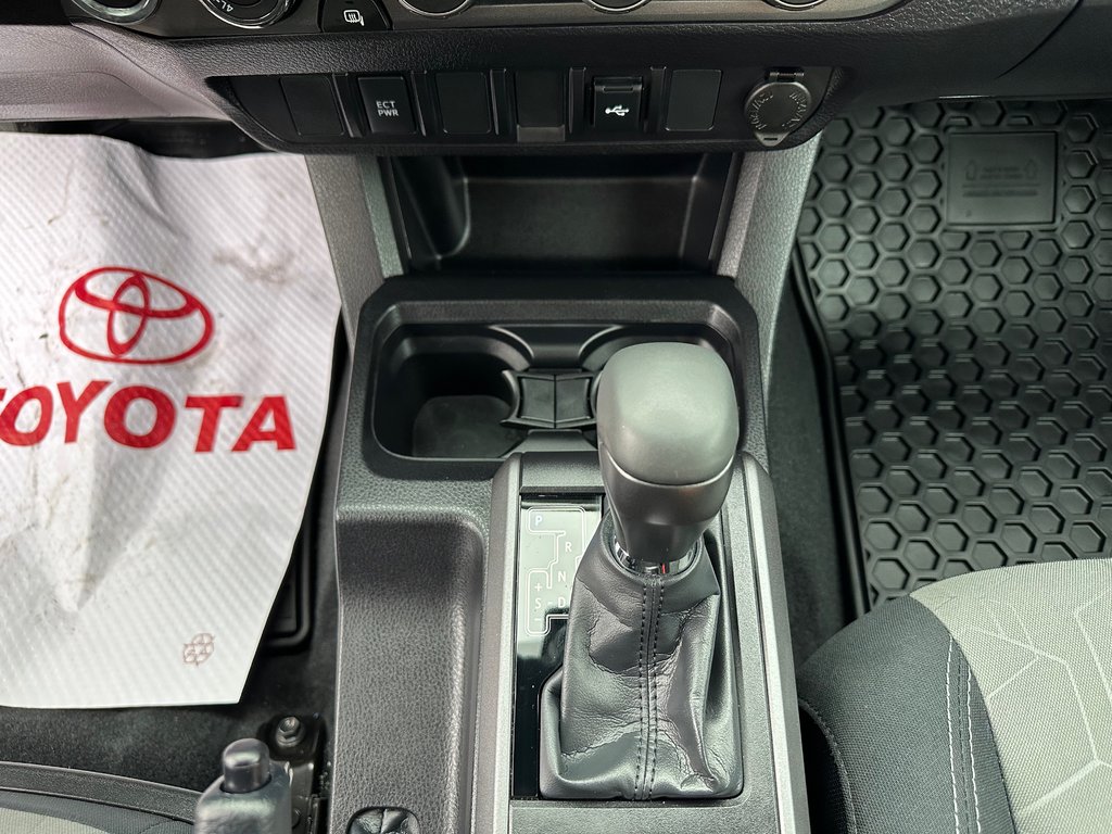 Toyota Tacoma  2023 à Fredericton, Nouveau-Brunswick - 15 - w1024h768px
