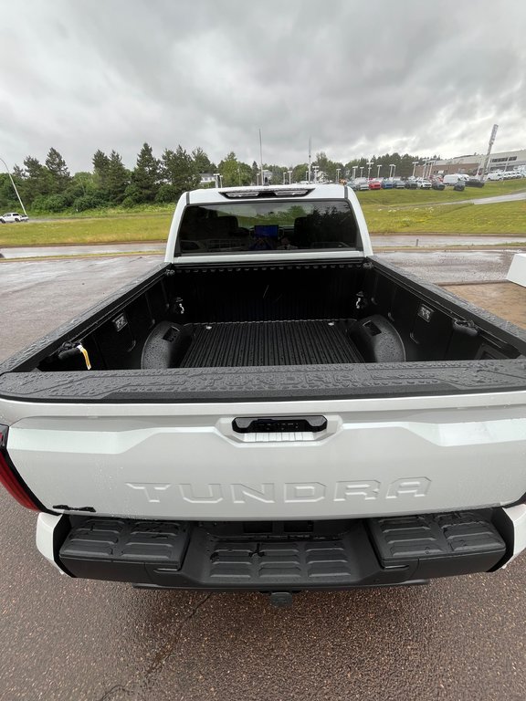 Toyota TUNDRA HYBRID CREWMAX LIMITED 2024 à Moncton, Nouveau-Brunswick - 39 - w1024h768px