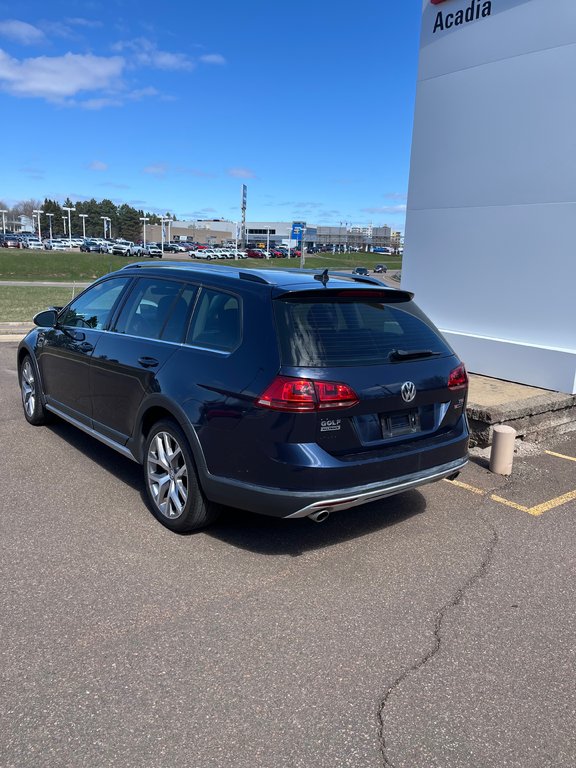 2017 Volkswagen GOLF ALLTRACK in Moncton, New Brunswick - 9 - w1024h768px