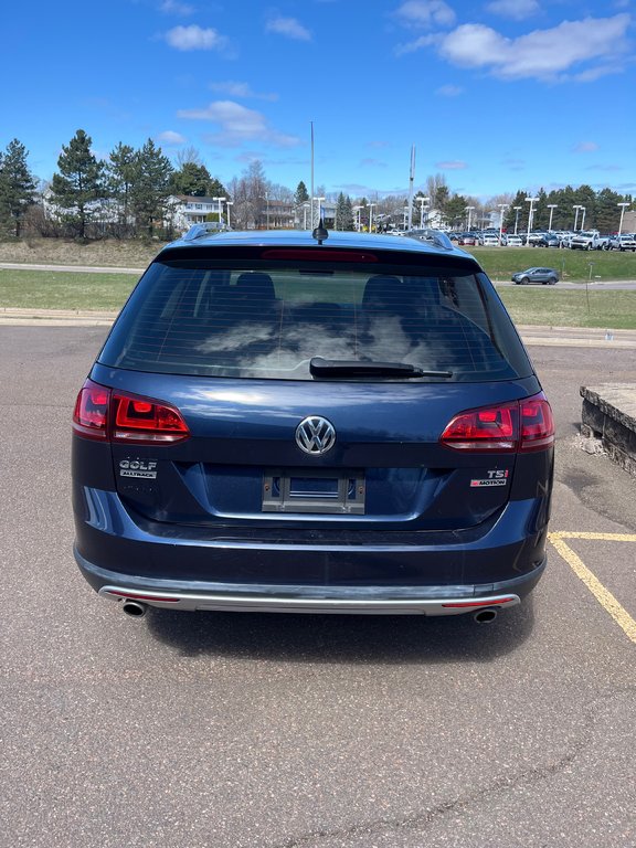 2017 Volkswagen GOLF ALLTRACK in Moncton, New Brunswick - 8 - w1024h768px