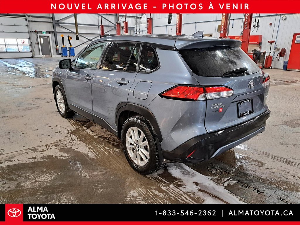 2022 Toyota Corolla Cross LE AWD-3