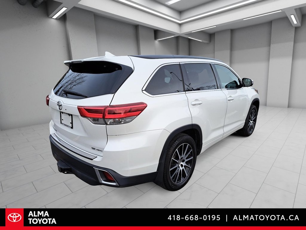 Toyota Highlander SE AWD 2018-4
