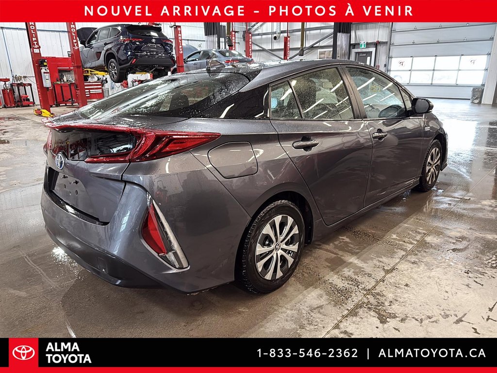 2022 Toyota Prius Prime BASE HYBRID-2
