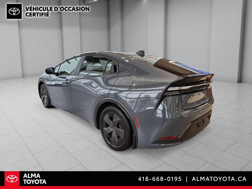 Toyota Prius Prime SE HYBRID 2024-6