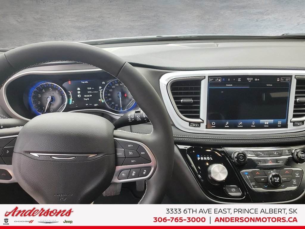 2027 Chrysler Pacifica SELECT AWD in Prince Albert, Saskatchewan - 14 - w1024h768px
