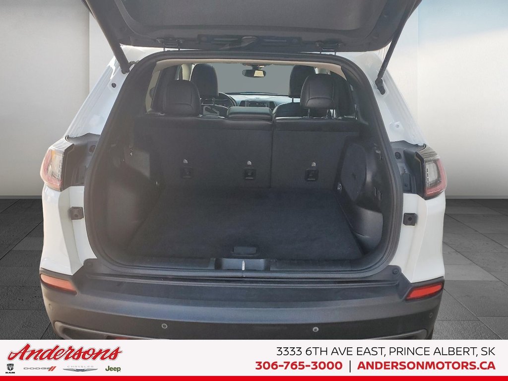 2021 Jeep Cherokee Trailhawk Elite in Prince Albert, Saskatchewan - 6 - w1024h768px
