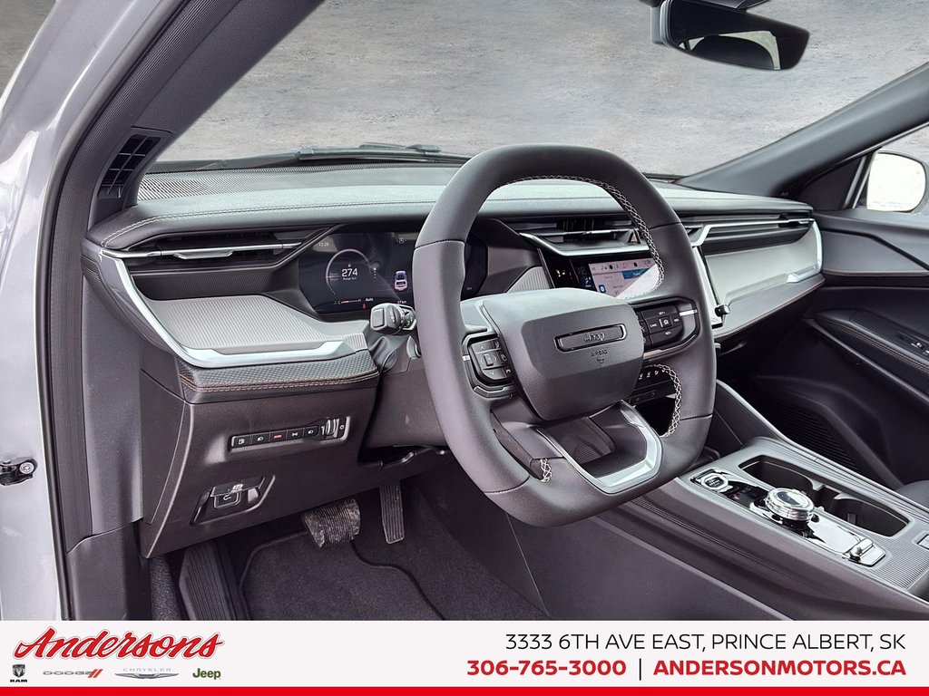 2026 Jeep Cherokee LIMITED in Prince Albert, Saskatchewan - 14 - w1024h768px