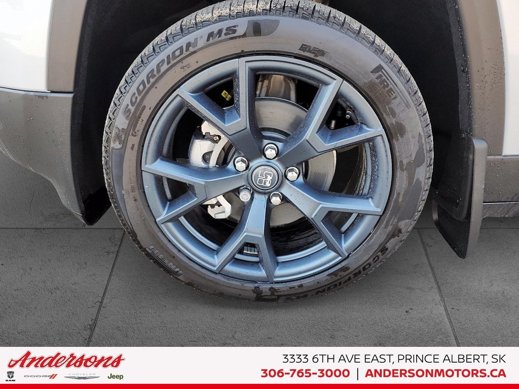 2026 Jeep Cherokee 85TH ANNIVERSARY in Prince Albert, Saskatchewan - 8 - w1024h768px