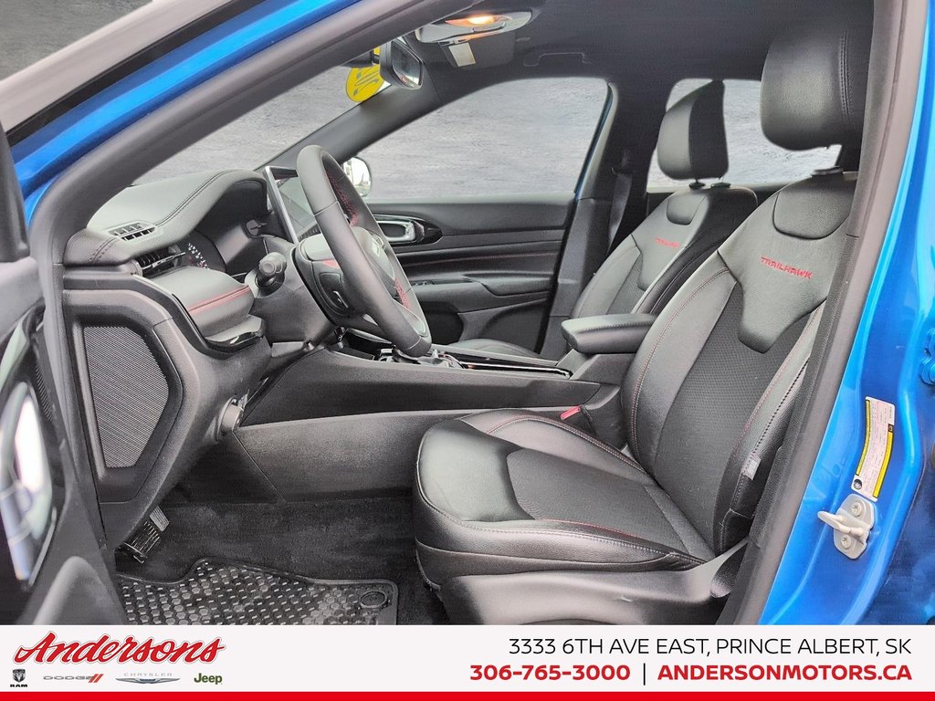 2025 Jeep Compass Trailhawk in Prince Albert, Saskatchewan - 11 - w1024h768px