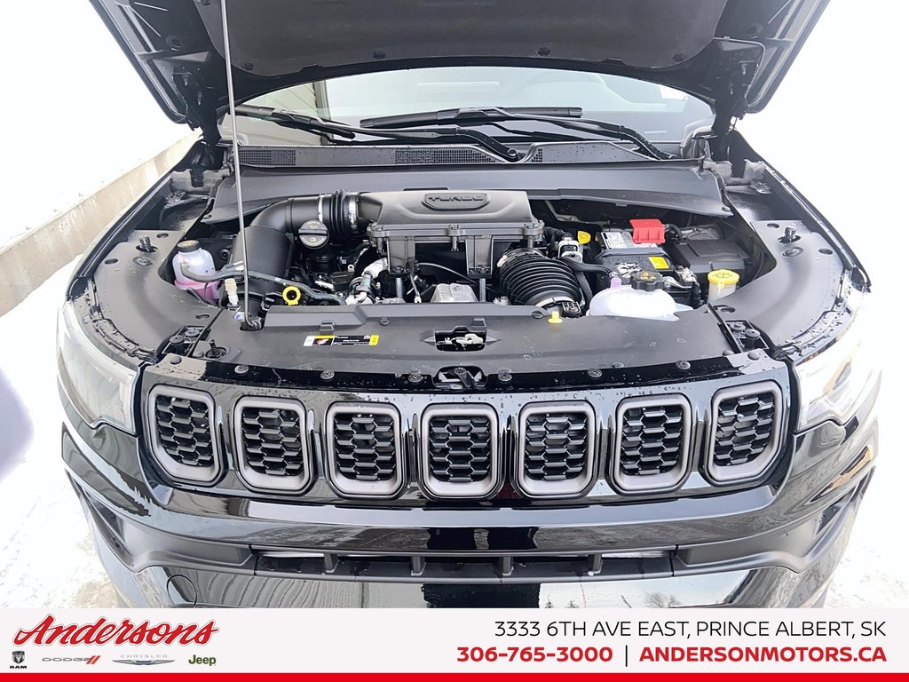 2026 Jeep Compass NORTH in Prince Albert, Saskatchewan - 8 - w1024h768px