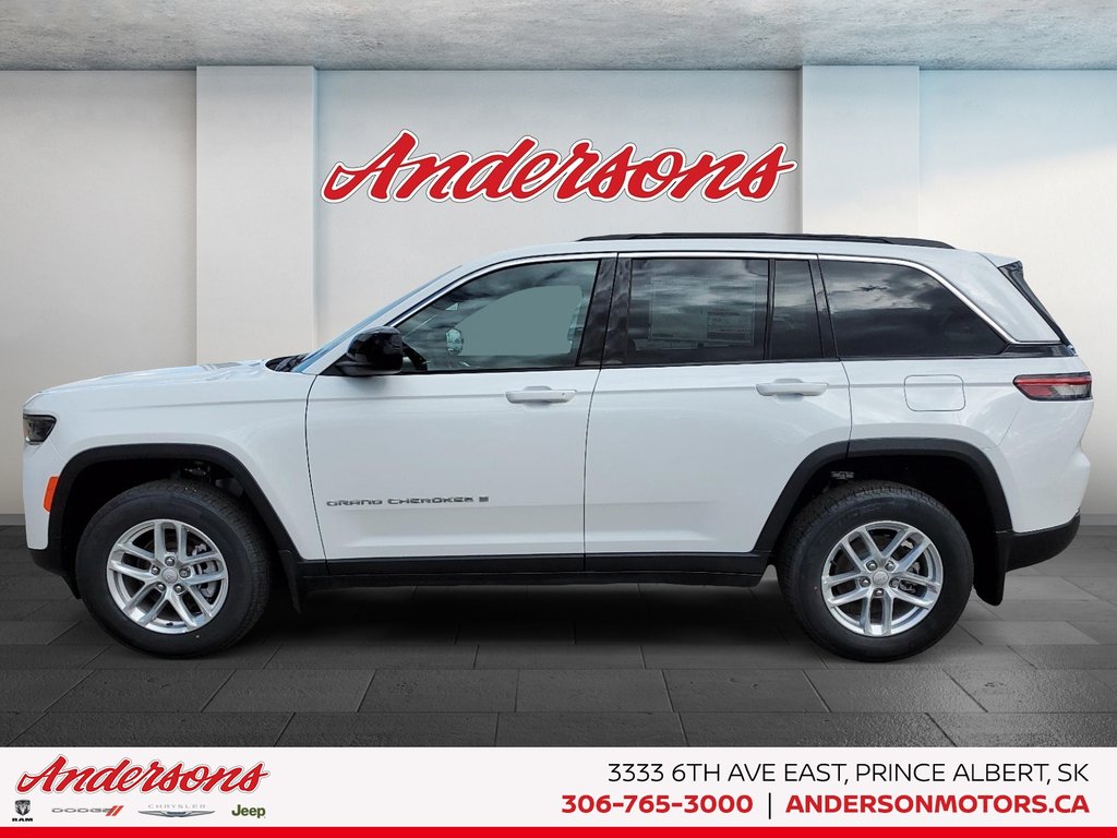 2026 Jeep Grand Cherokee LAREDO in Prince Albert, Saskatchewan - 6 - w1024h768px