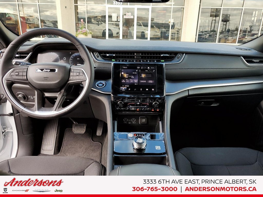 2026 Jeep Grand Cherokee LAREDO in Prince Albert, Saskatchewan - 16 - w1024h768px