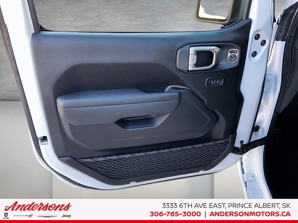 2026 Jeep Wrangler 4-Door SPORT S in Prince Albert, Saskatchewan - 11 - w1024h768px