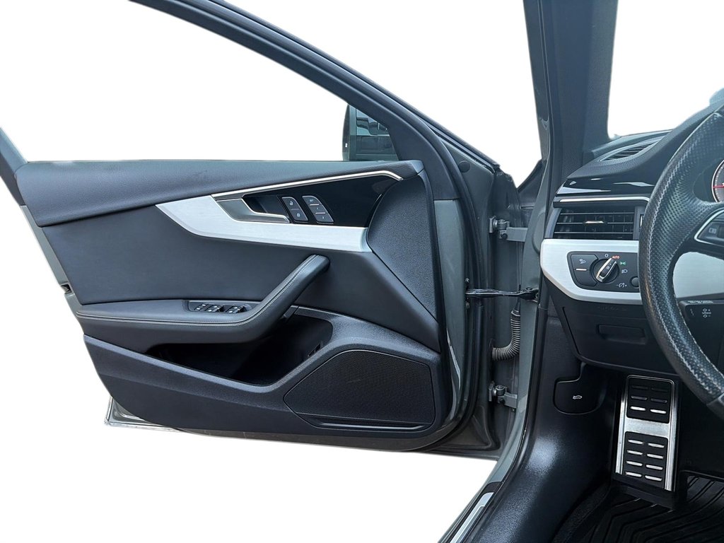 2023 Audi A4 Sedan Progressiv in Chicoutimi, Quebec - 11 - w1024h768px