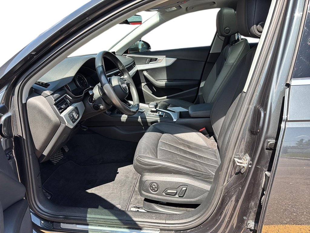 2017 Audi A4 in Baie-Comeau, Quebec - 9 - w1024h768px