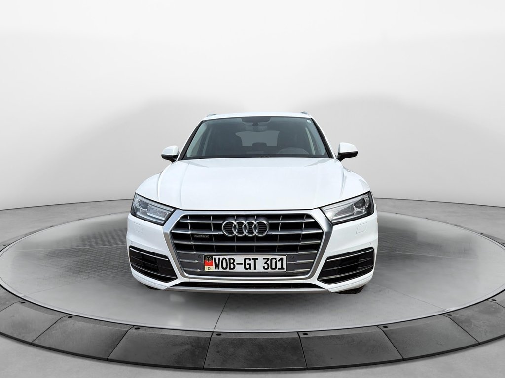 2019 Audi Q5 Komfort in Chicoutimi, Quebec - 2 - w1024h768px