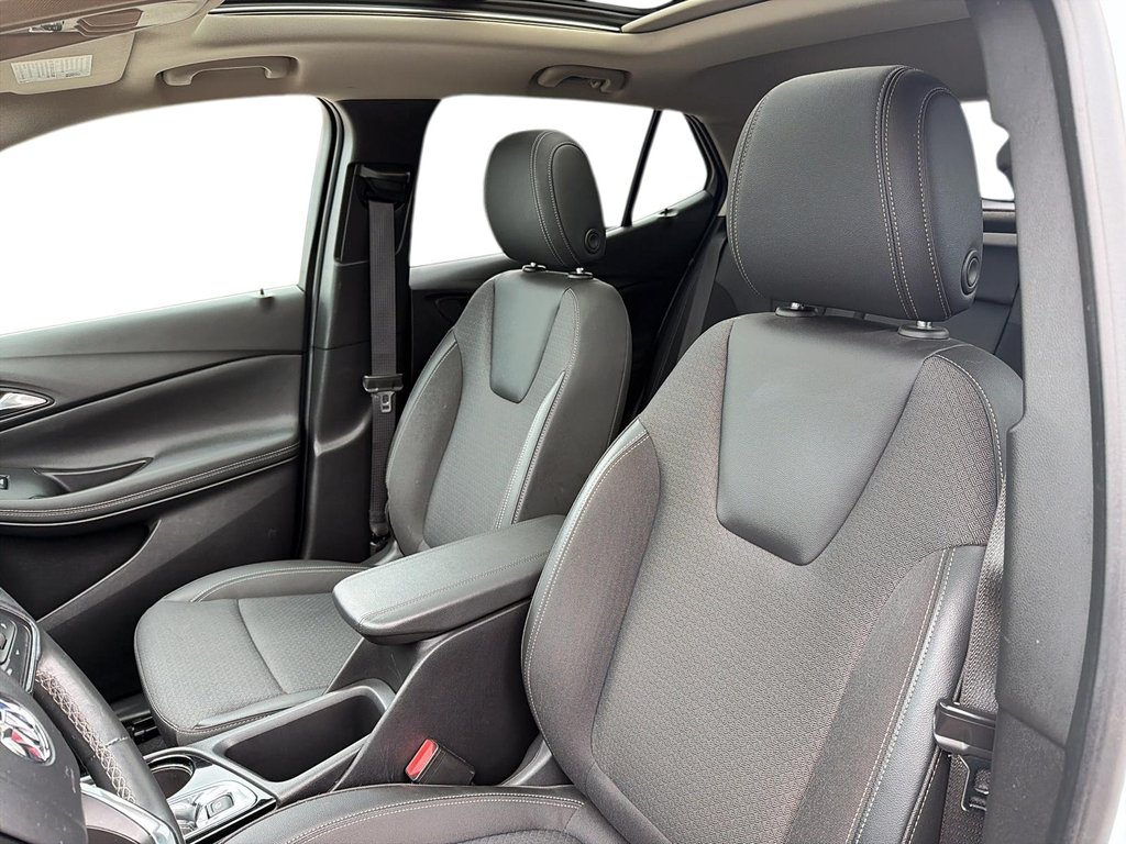 Buick Encore GX  2023 à Jonquière, Québec - 9 - w1024h768px