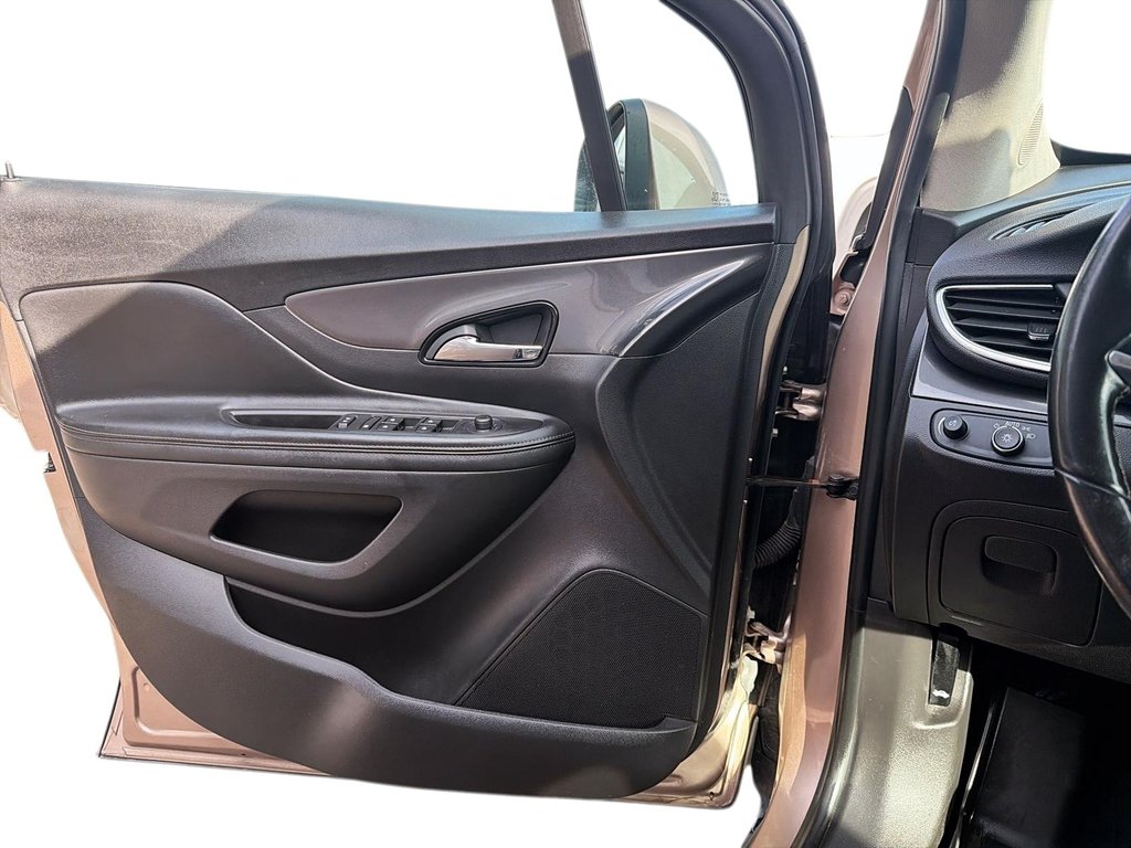 2019 Buick Encore in Baie-Comeau, Quebec - 11 - w1024h768px