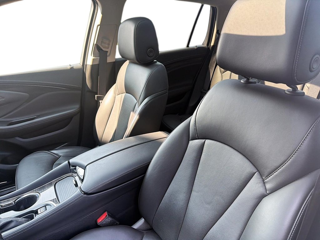2020 Buick Envision Premium in Chicoutimi, Quebec - 9 - w1024h768px