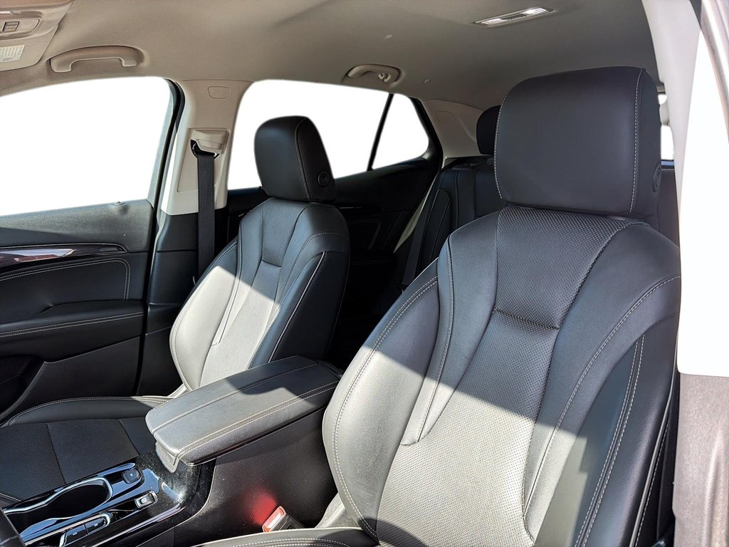 Buick Envision  2022 à Jonquière, Québec - 9 - w1024h768px