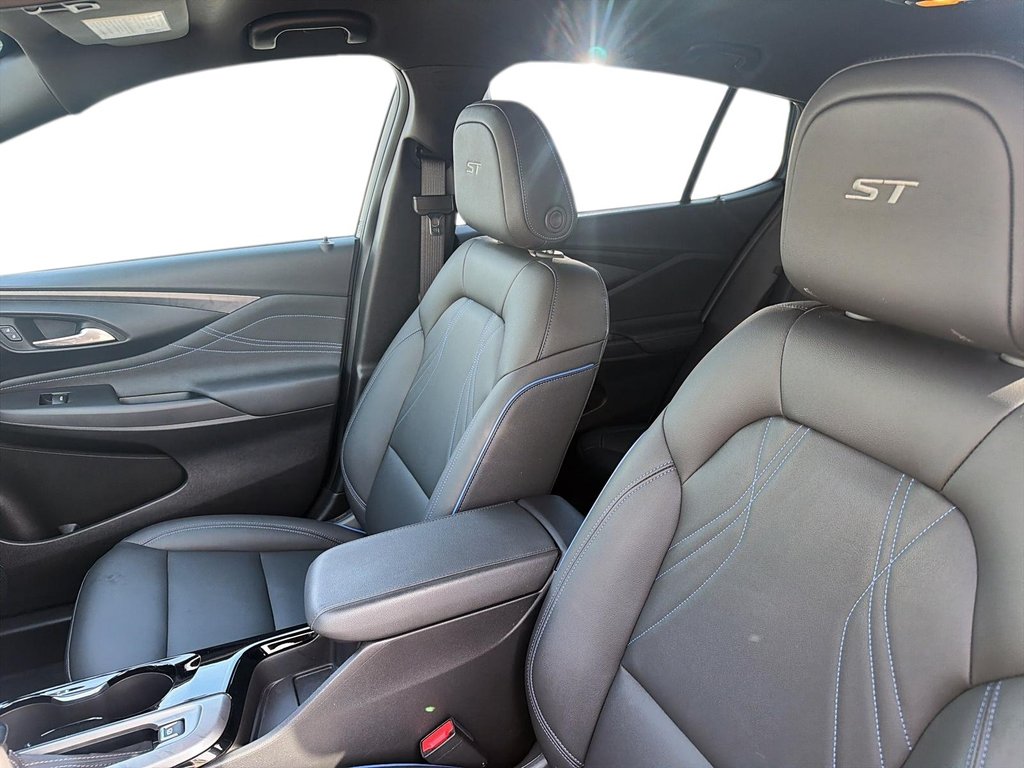 2025 Buick Envista Sport Touring in Chicoutimi, Quebec - 9 - w1024h768px