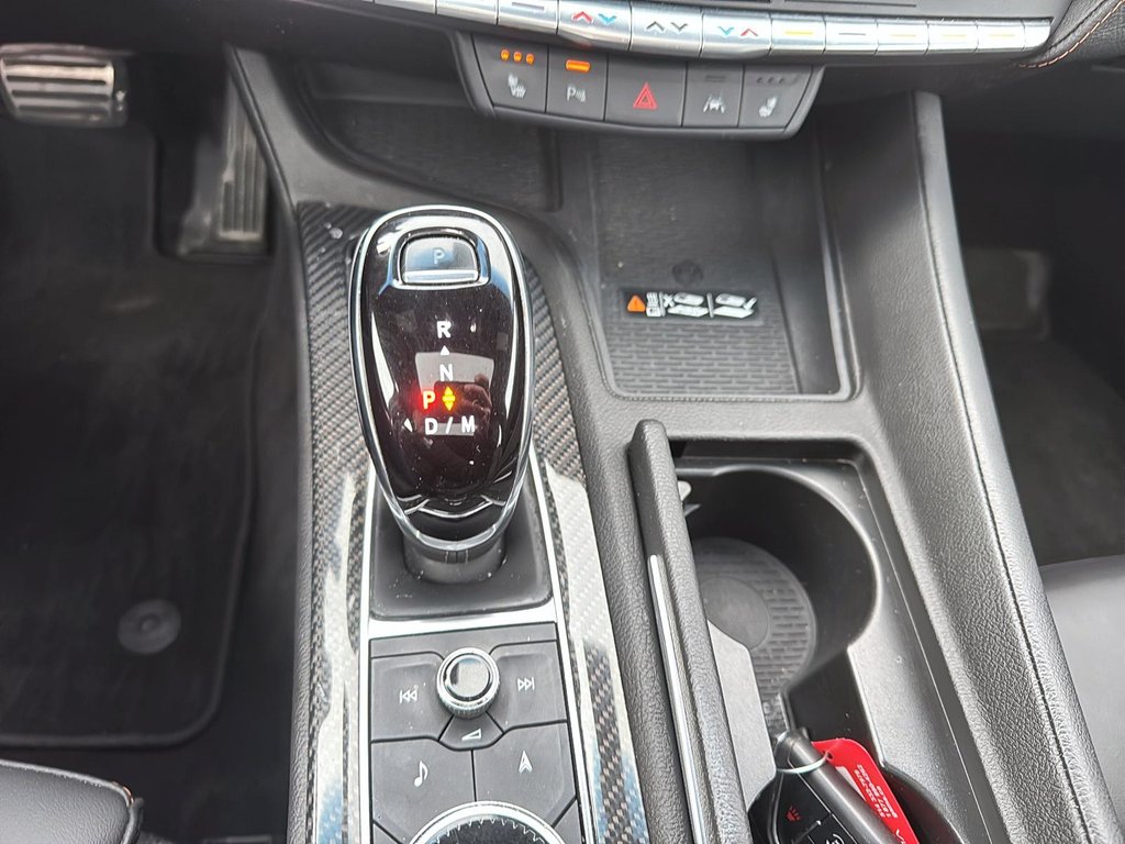 2022 Cadillac CT5 in Jonquière, Quebec - 14 - w1024h768px