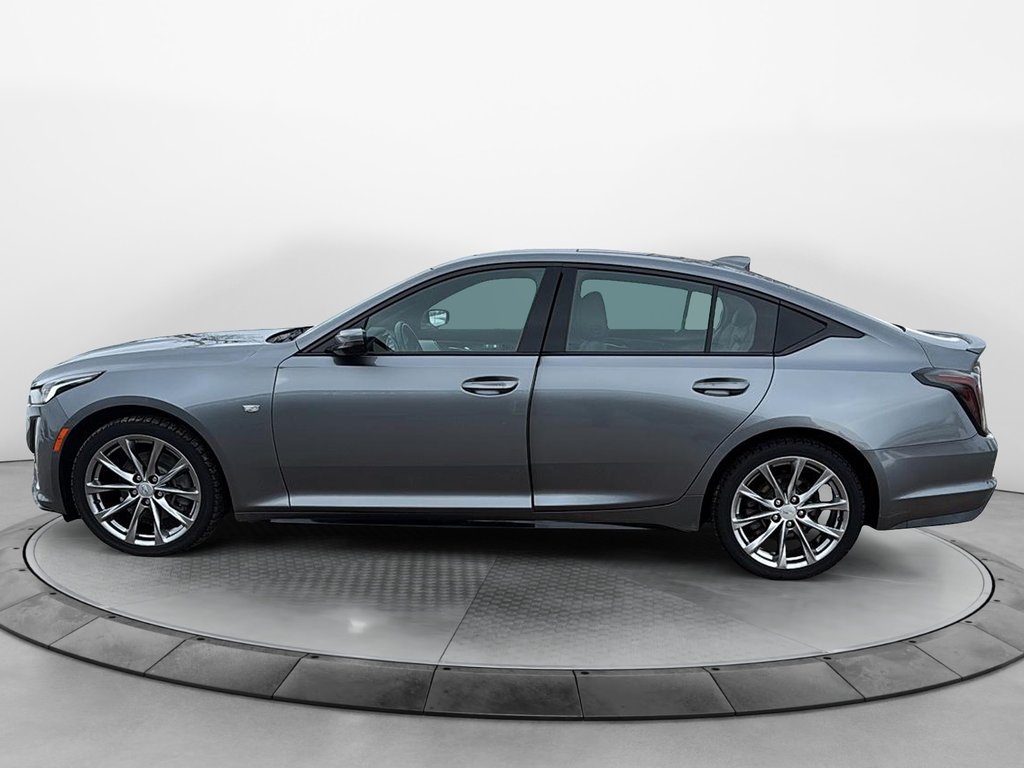 2022 Cadillac CT5 in Jonquière, Quebec - 5 - w1024h768px