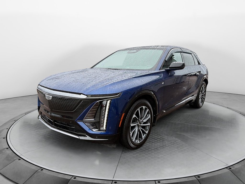 2024 Cadillac LYRIQ in Baie-Comeau, Quebec - 1 - w1024h768px
