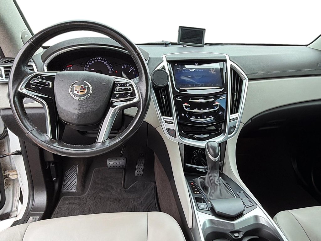 2014 Cadillac SRX in Sept-Îles, Quebec - 10 - w1024h768px