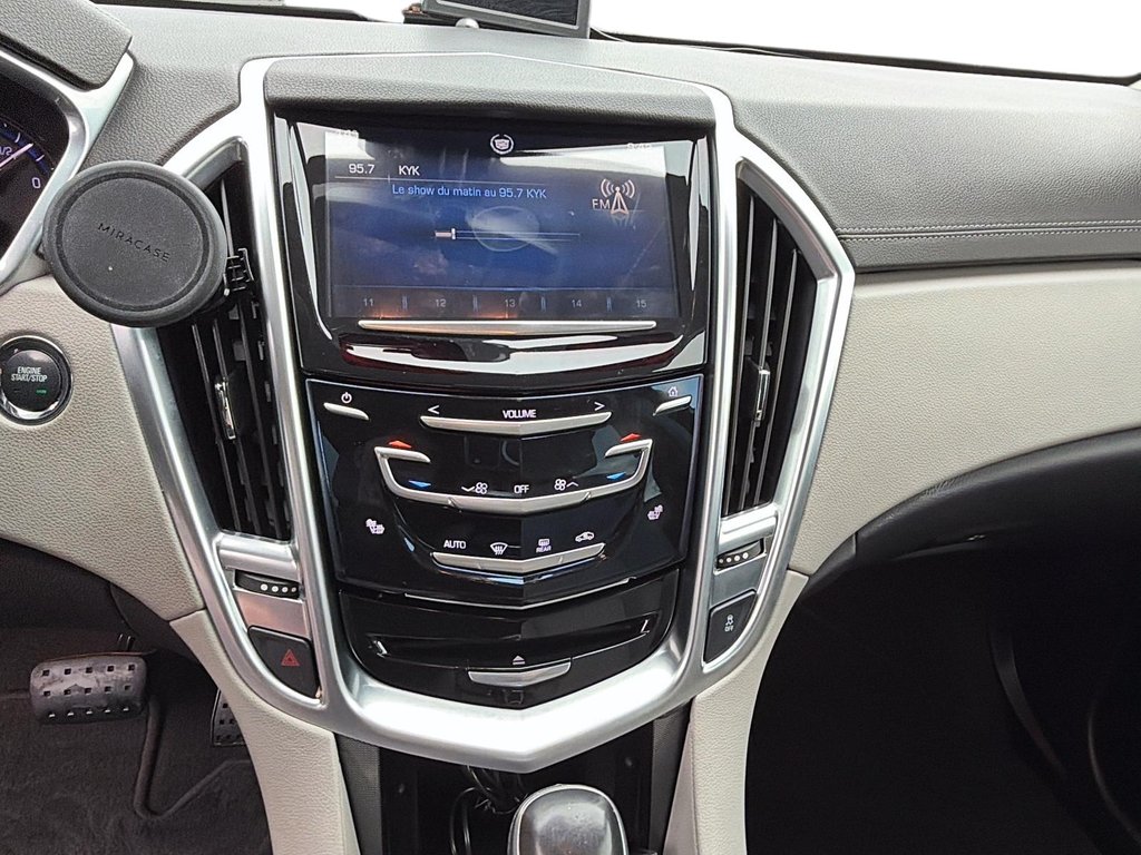 2014 Cadillac SRX in Sept-Îles, Quebec - 14 - w1024h768px