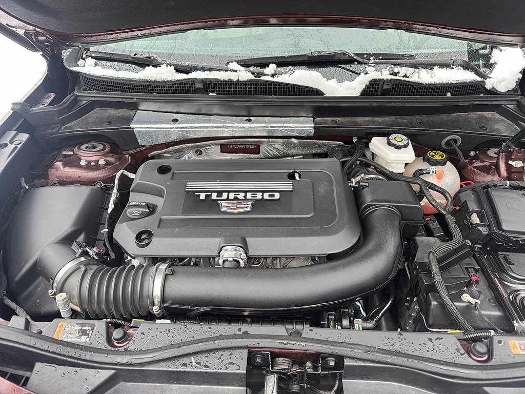 2023 Cadillac XT4 AWD Premium Luxury in Jonquière, Quebec - 8 - w1024h768px