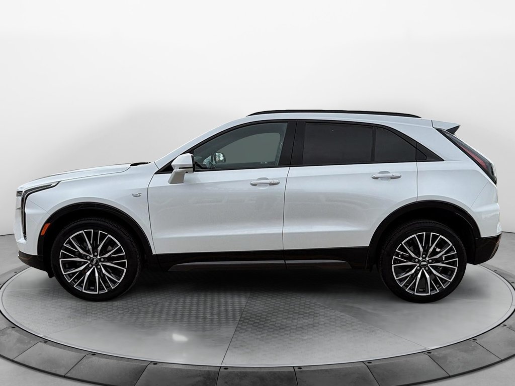 2025 Cadillac XT4 AWD Sport in Chicoutimi, Quebec - 5 - w1024h768px