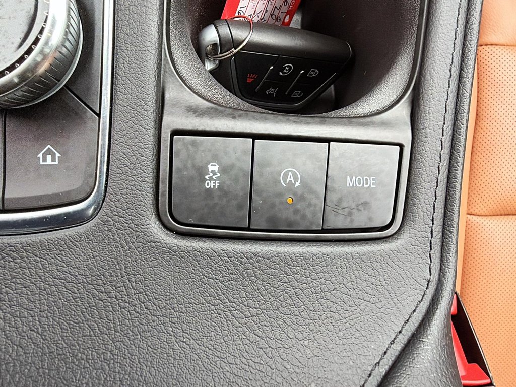 2025 Cadillac XT4 AWD Sport in Chicoutimi, Quebec - 16 - w1024h768px