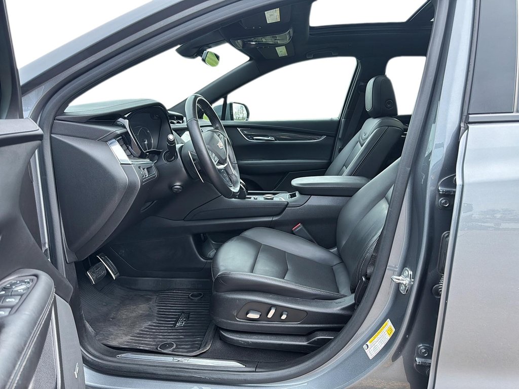 2022 Cadillac XT5 in Sept-Îles, Quebec - 9 - w1024h768px
