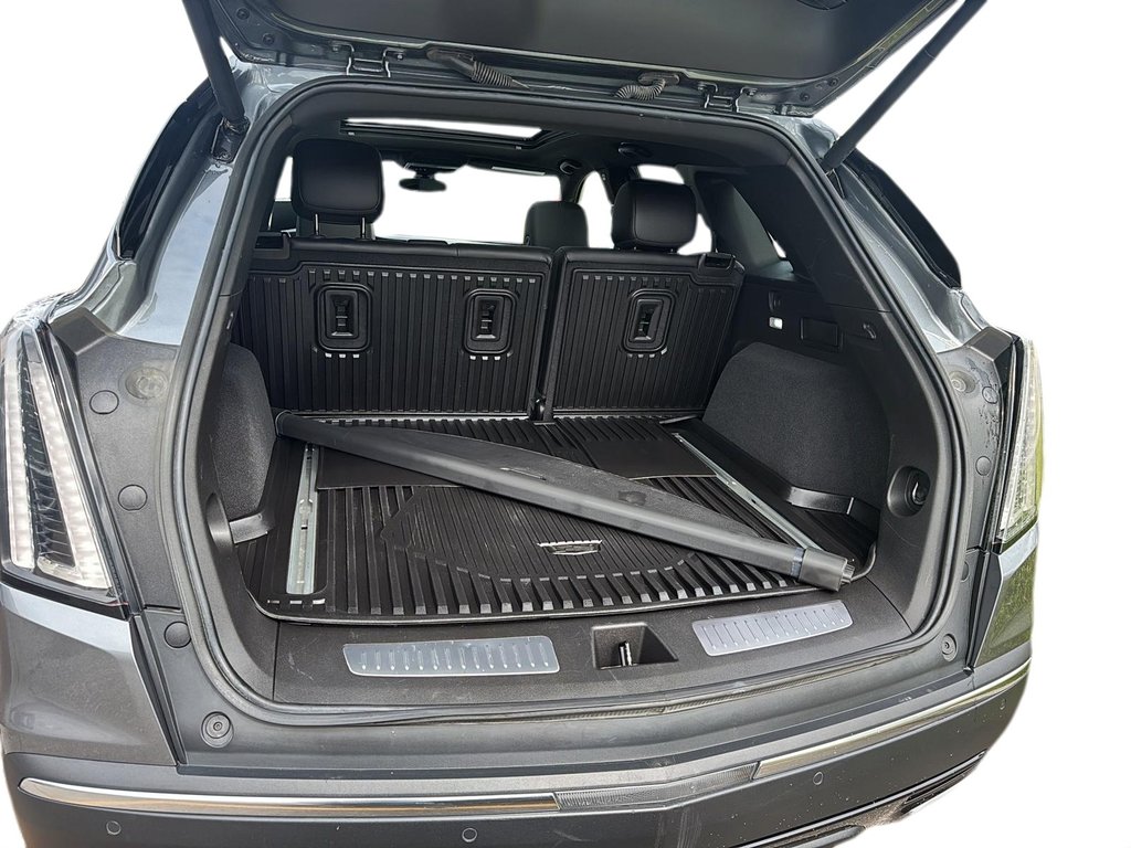 2022 Cadillac XT5 in Baie-Comeau, Quebec - 6 - w1024h768px