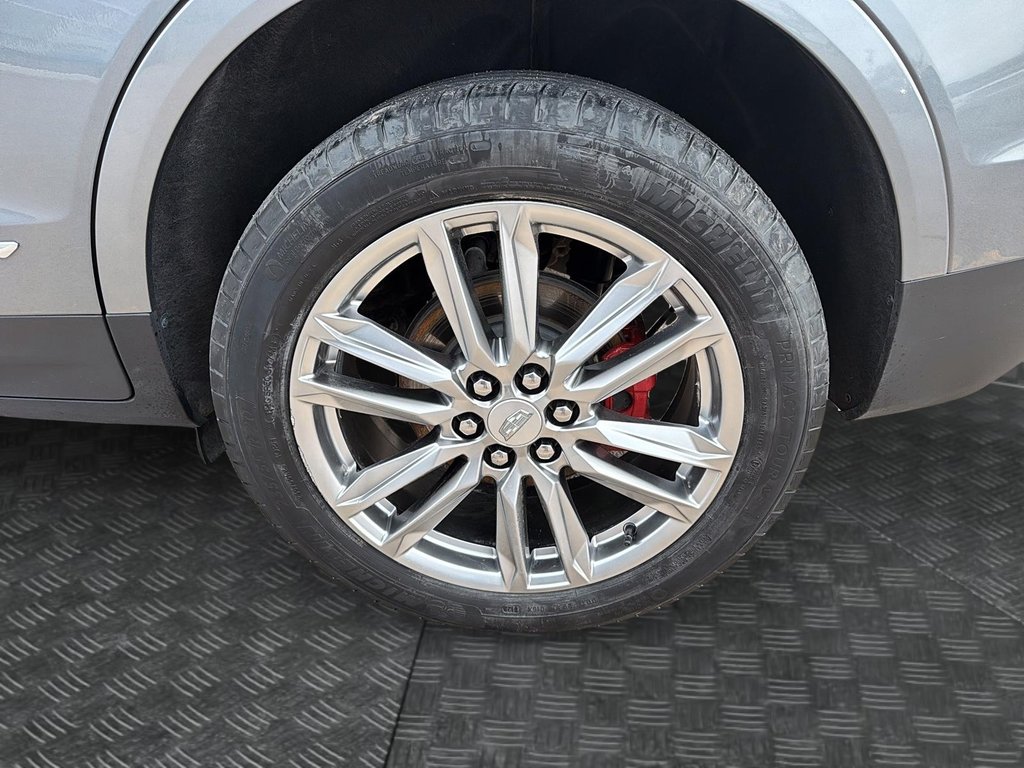 2022 Cadillac XT5 in Sept-Îles, Quebec - 7 - w1024h768px