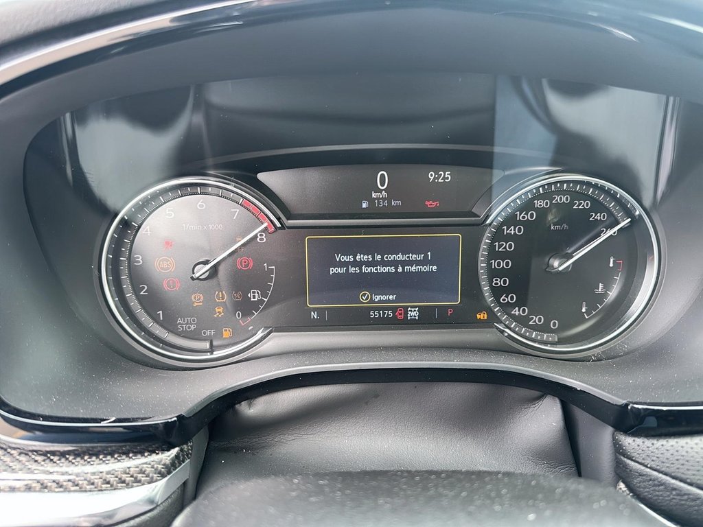 2022 Cadillac XT5 in Sept-Îles, Quebec - 13 - w1024h768px
