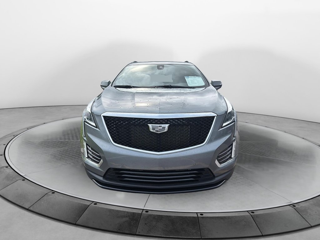 2022 Cadillac XT5 in Baie-Comeau, Quebec - 2 - w1024h768px