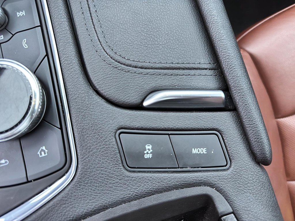 2022 Cadillac XT5 AWD Premium Luxury in Chicoutimi, Quebec - 16 - w1024h768px