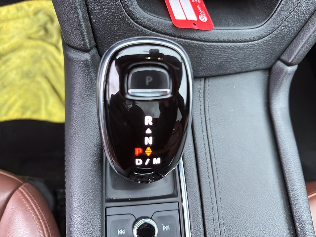 2022 Cadillac XT5 AWD Premium Luxury in Chicoutimi, Quebec - 15 - w1024h768px