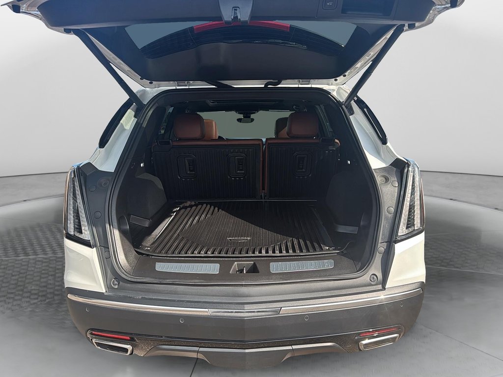 Cadillac XT5  2023 à Baie-Comeau, Québec - 6 - w1024h768px