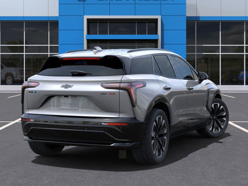 2025 Chevrolet Blazer EV in Jonquière, Quebec - 4 - w1024h768px