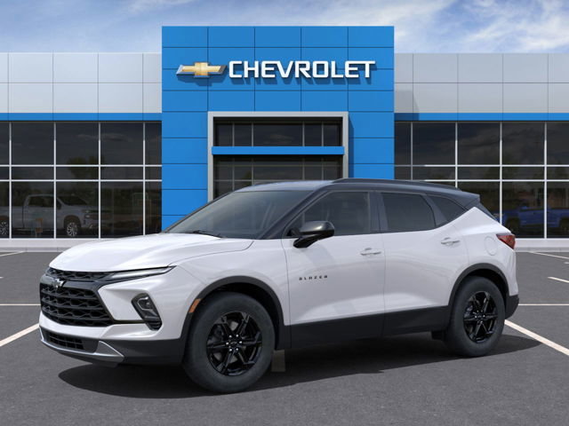 Chevrolet Blazer  2024 à Sept-Îles, Québec - 2 - w1024h768px