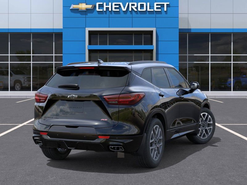 Chevrolet Blazer  2026 à Baie-Comeau, Québec - 4 - w1024h768px